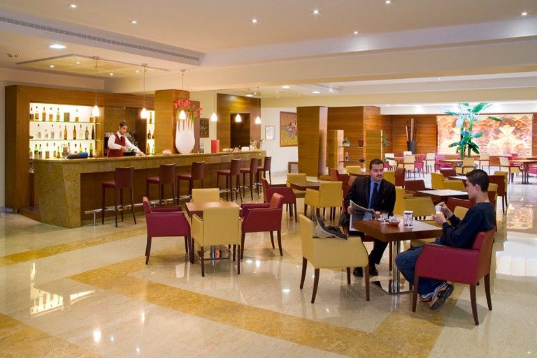 فندق فور بوينتس باي شيراتون سيينا المطعم الصورة